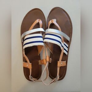 Women's Mossimo Brand  size 9 sandals